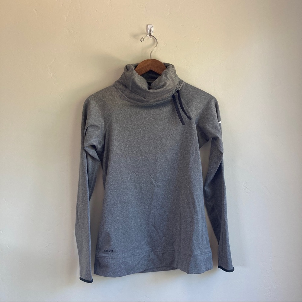 Women’s Nike Pro Athletic Dri Fit Grey Turtleneck Jacket